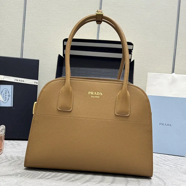 すぐ届プラダ バック コピー ル付き レザートートバッグ puy11584