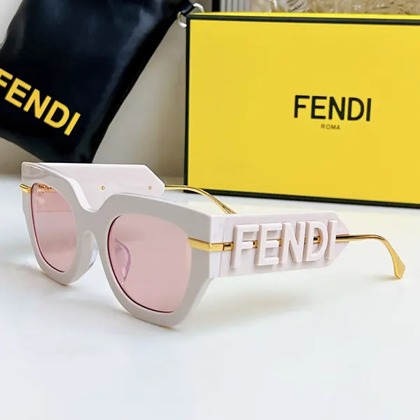 争奪戦 フェンディ グラフィー 並行輸入 FE40097I サングラス fem53653