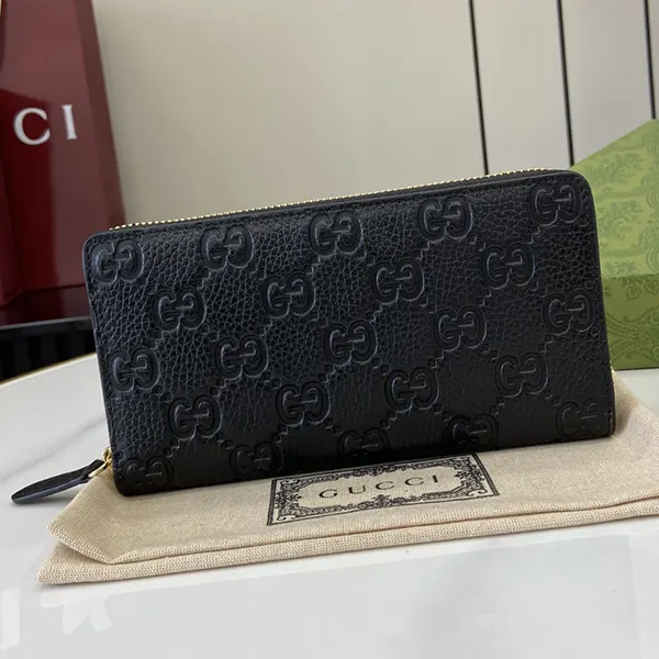 大人気！グッチ GGスプリーム 長財布 スーパーコピー gua09734