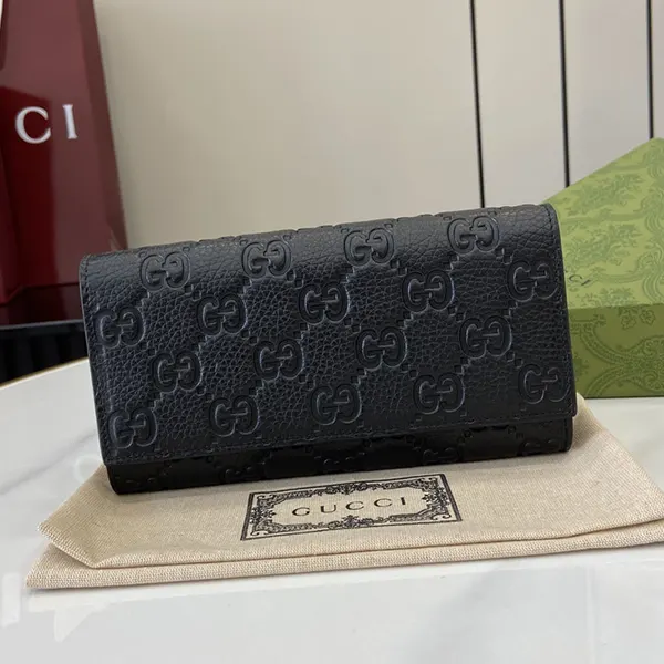 ☆超人気☆ グッチ GGエンブレム コンチネンタルウォレット gus39110