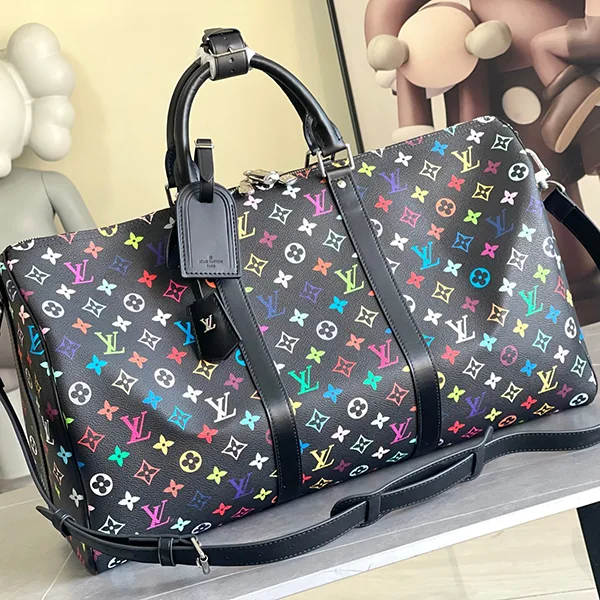 【モダンでシック★】ルイヴィトン LVxTM キーポル・バンドリエール 50 偽物 M13745