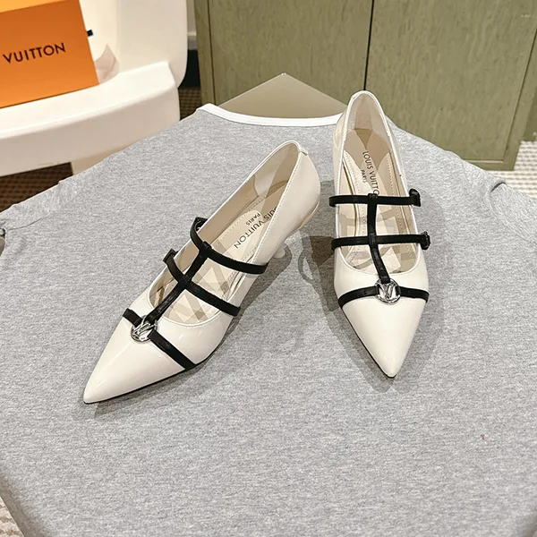 【女性の憧れ☆】ルイヴィトン LV Cruise パンプス スーパーコピー vum88155