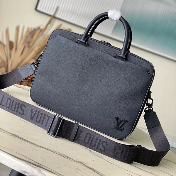 ★日本!!人気！ルイヴィトン 並行輸入品 パイロットブリーフケース vuy43705