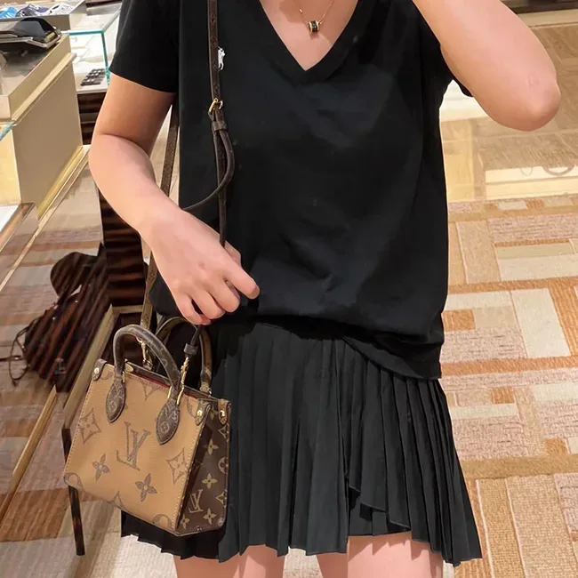 【専門店】ルイヴィトン モノグラムトートバッグ コピー オンザゴー BB M46839