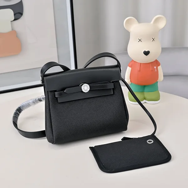 確保済みエルメス パロディ エールバッグ ジップ20 ショルダーバッグ erz99309