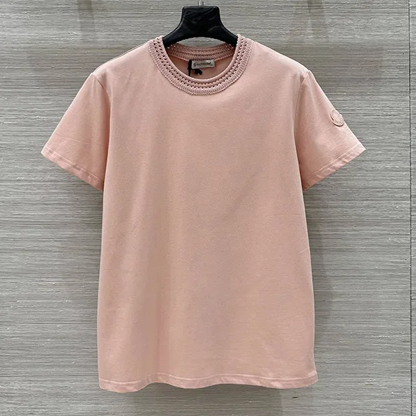 入手困難 モンクレール クルーネックTシャツ パチモン ピンク mom68349