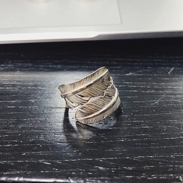 ゴローズ スーパーコピー フェザーリング ダブルフェザーリング ハンドメイド gof65814