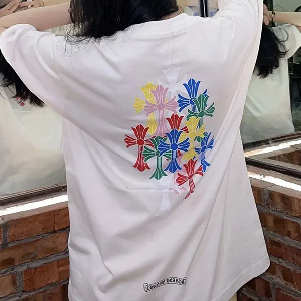 人気No1 クロムハーツ コピー ロゴ グラフィック Tシャツ Kub14580