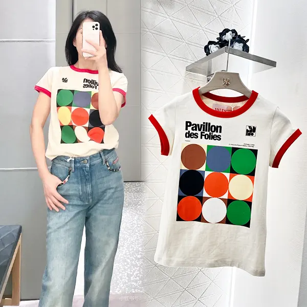 ヴァレンティノ コピー パヴィヨン デ フォリ プリント コットン Tシャツ 6v0mg1