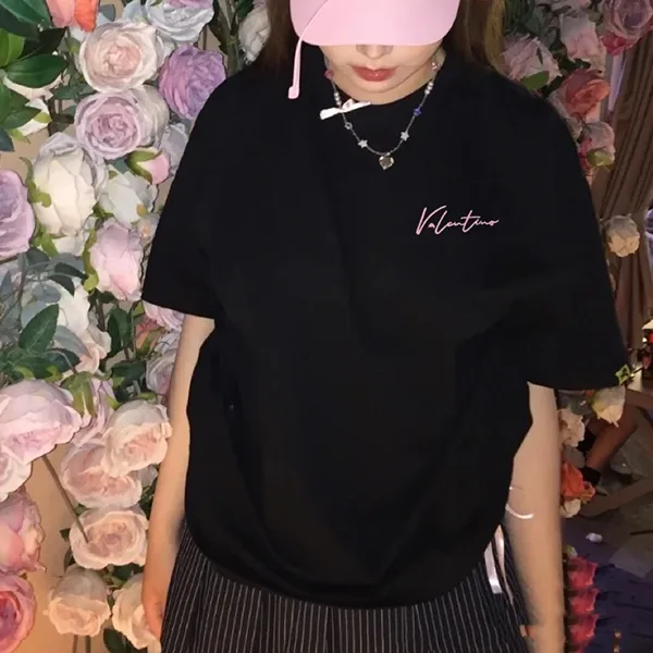 【大特価】ヴァレンティノ 贋物 エンブロイダリー Vロゴ 半袖 Tシャツ Vul76753