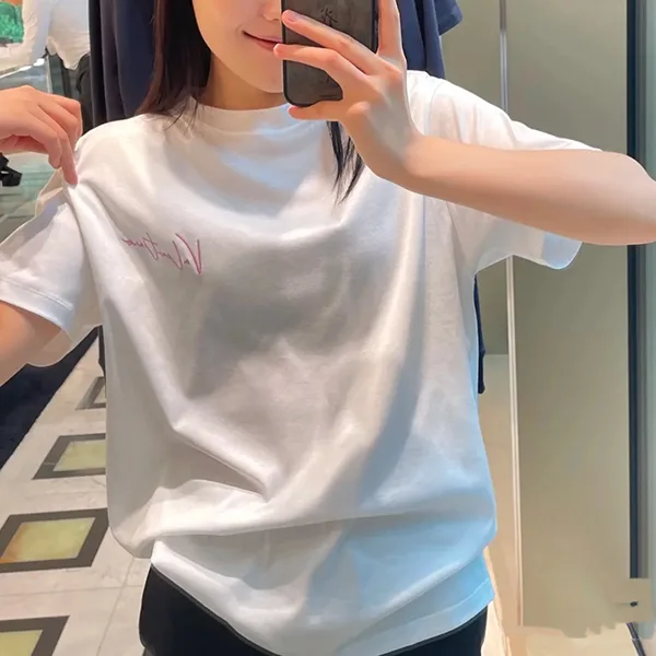 おすすめヴァレンティノ レプリカ エンブロイダリー Vロゴ 半袖 Tシャツ Vuv37678