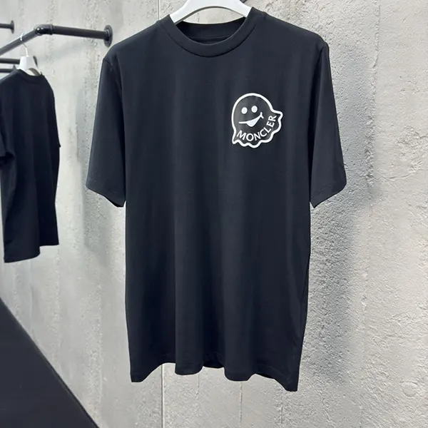 送料込 モンクレール 激安 Cartoon ロゴ入りコットンTシャツ mot68005