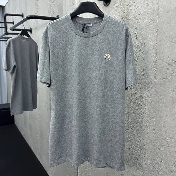 最新でオシャレ モンクレール  ロゴカットソー Tシャツ mox06913