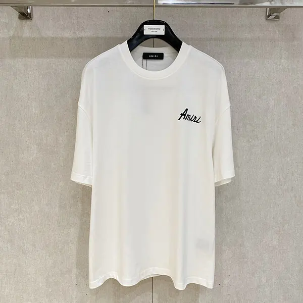 人気 アミリ ロゴプリントクルーネックTシャツ メンズ AMJYTE1146