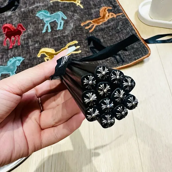 超話題! クロムハーツ 黒檀のお箸  CHOPSTICKS (かんざし) Kuh56094
