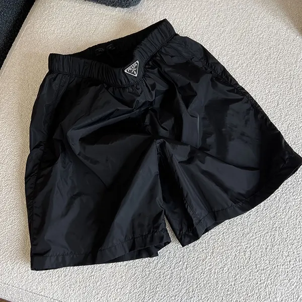 人気急上昇 プラダ メンズ スイムショートパンツ 水着 偽物 pue38234