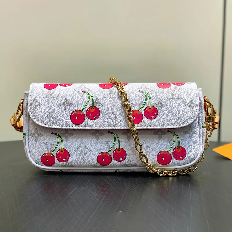 確保済みルイヴィトン LV × TM ウォレット オン チェーン・アイビー 贋物 M14239