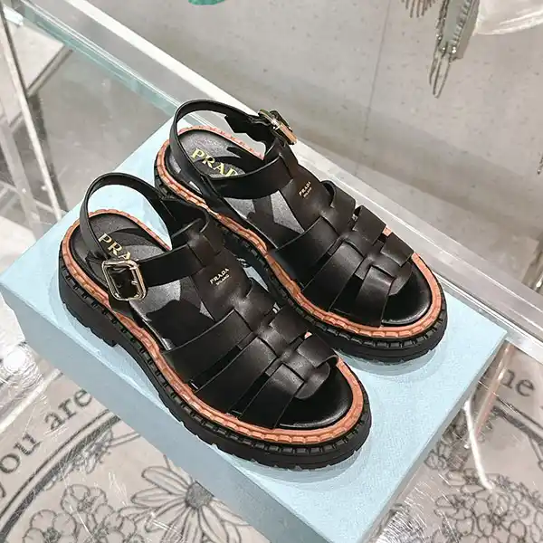 大人気！プラダ レザーフィッシャーマンサンダル コピー Sandal Black pud69994