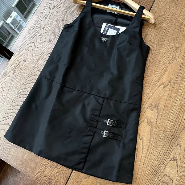 セール新作 プラダ Re-Nylon コピー ショートドレス puh67414