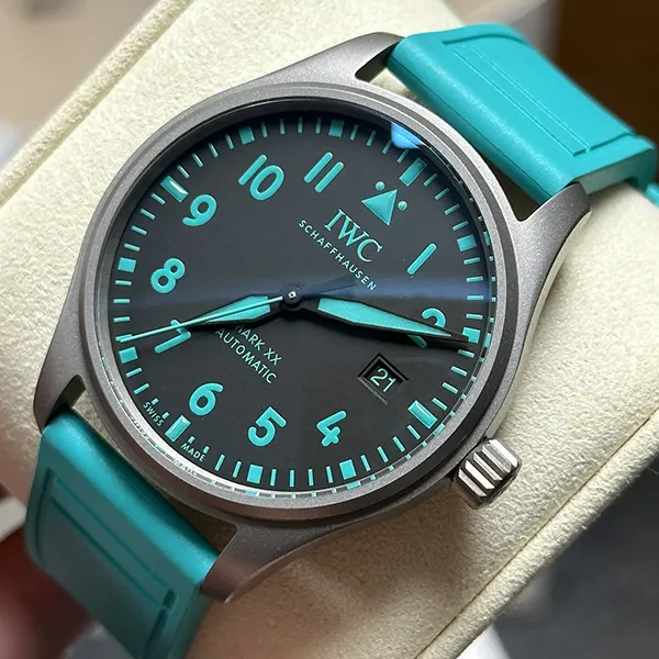 争奪戦 IWC パイロット・ウォッチ・マークXX iwy54434