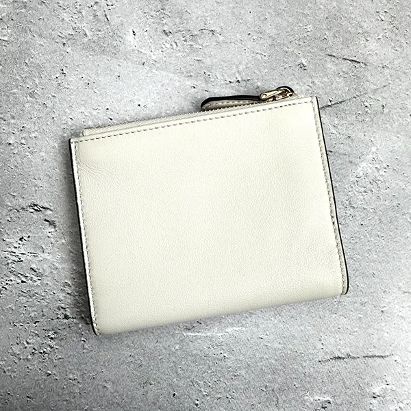 入手困難プラダ ロゴ レザー 二つ折り財布 コピー 1ML050 2CYS F0009