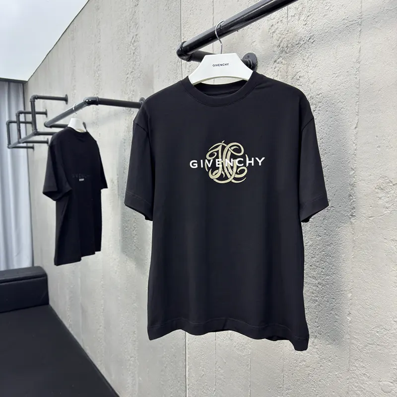 大人気!ジバンシー リバース Tシャツ 半袖 並行輸入品 jiw43345