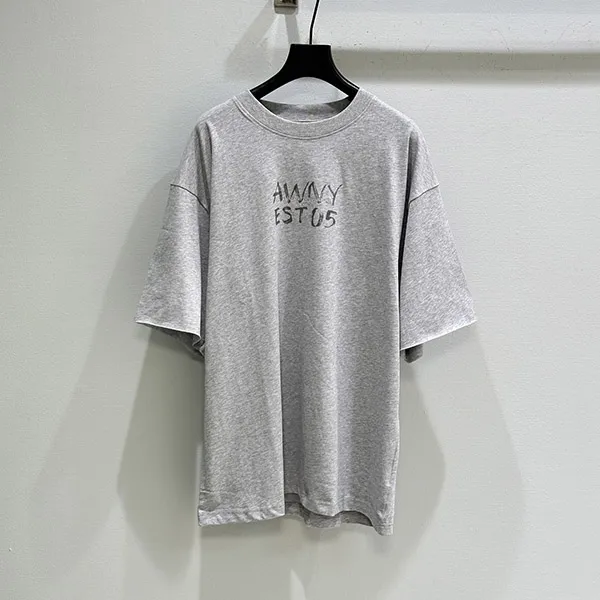 アレキサンダーワン コピー ライトグレー コットン ボクシーロゴ tシャツ UCC3251