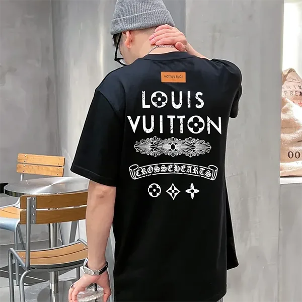 ルイヴィトン クロムハーツ 偽物 コラボ Tシャツ vuc78738