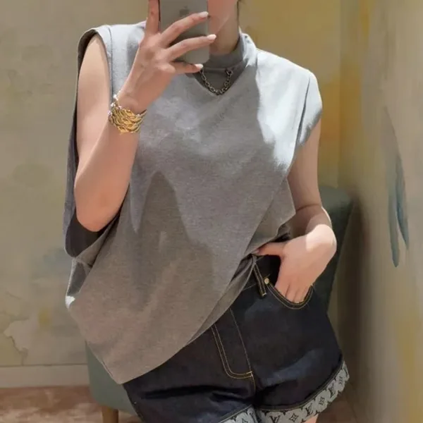 【上品で大人っぽ♪】ルイヴィトン ツイストTシャツ 偽物 1AI39